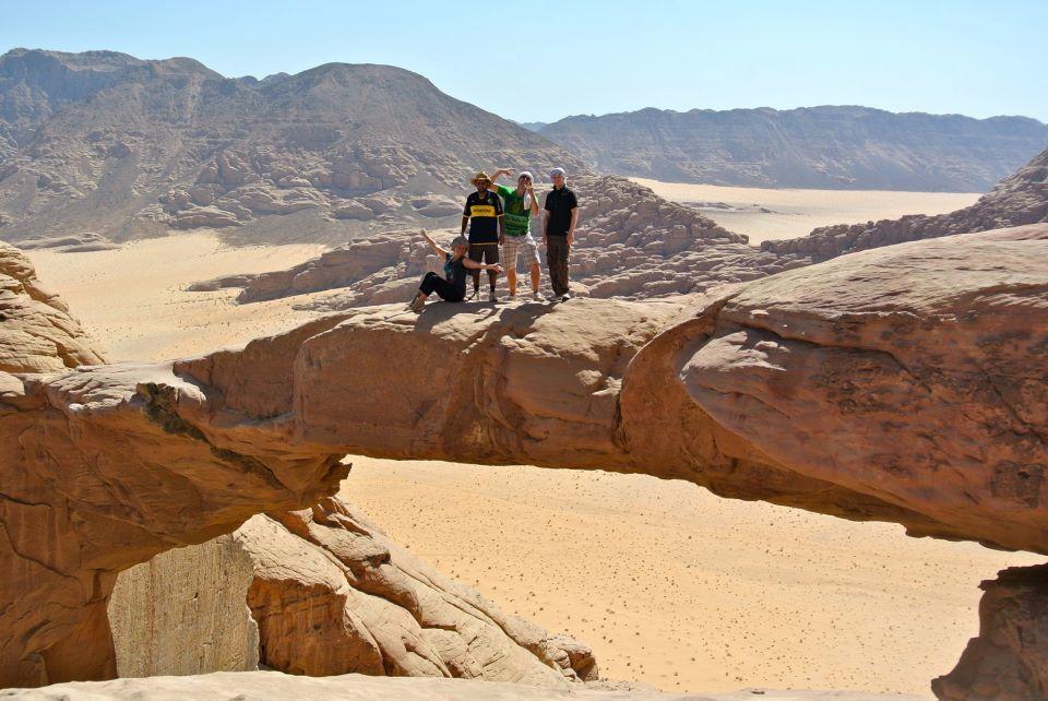 Bedouin Traditions Camp ワディ ・ラム エクステリア 写真