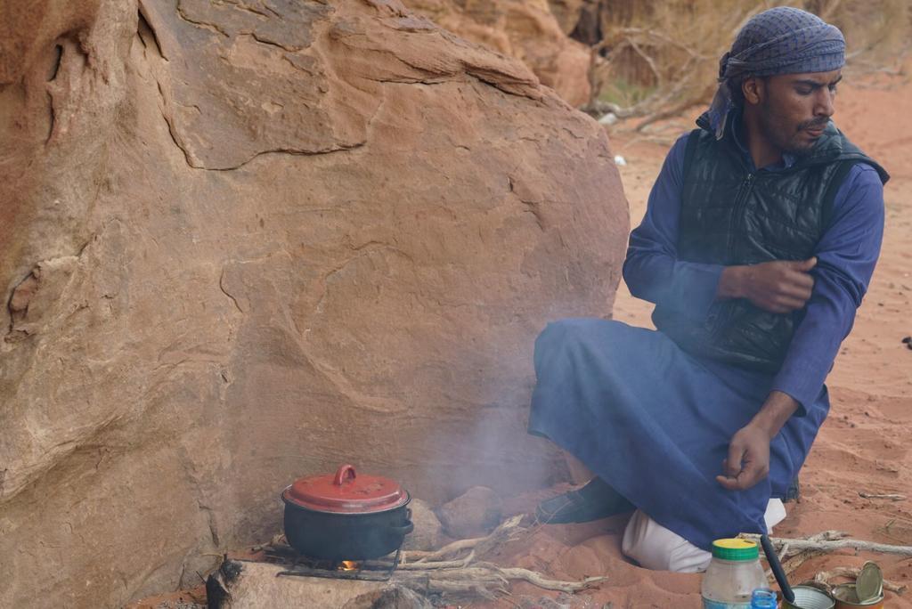 Bedouin Traditions Camp ワディ ・ラム エクステリア 写真