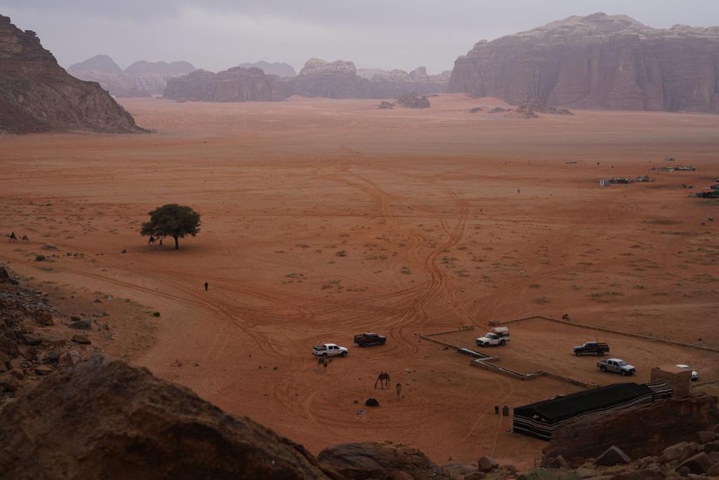 Bedouin Traditions Camp ワディ ・ラム エクステリア 写真