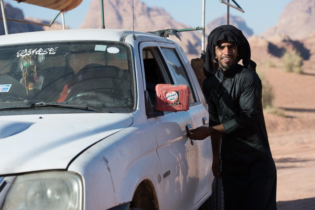 Bedouin Traditions Camp ワディ ・ラム エクステリア 写真