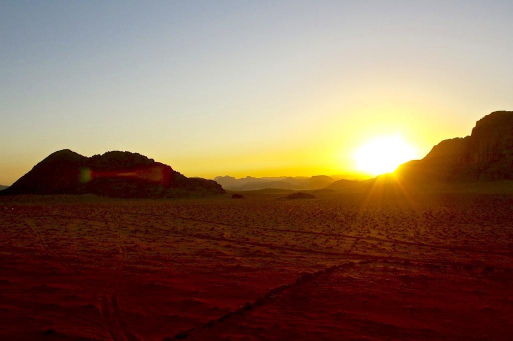 Bedouin Traditions Camp ワディ ・ラム エクステリア 写真